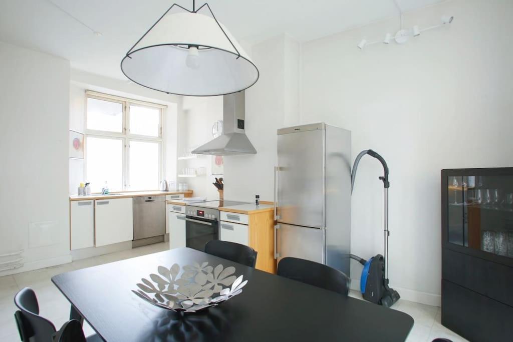 Large & Bright 3Br Apartment W Whirlpool Near Metro Копенхаген Екстериор снимка